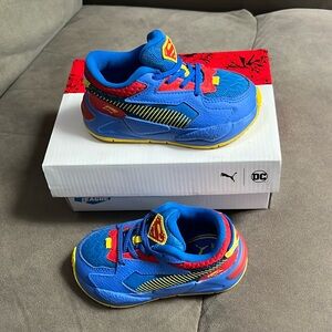 NWT Superman sneakers